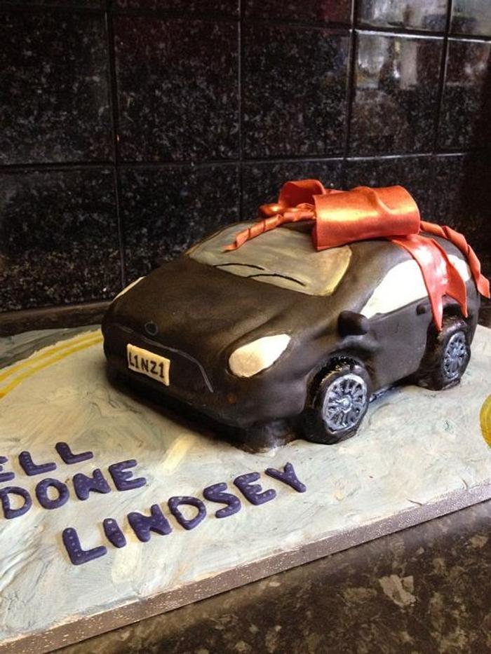 3D sculpted Car cake