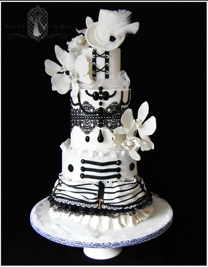 Black and white steam punk cake 
