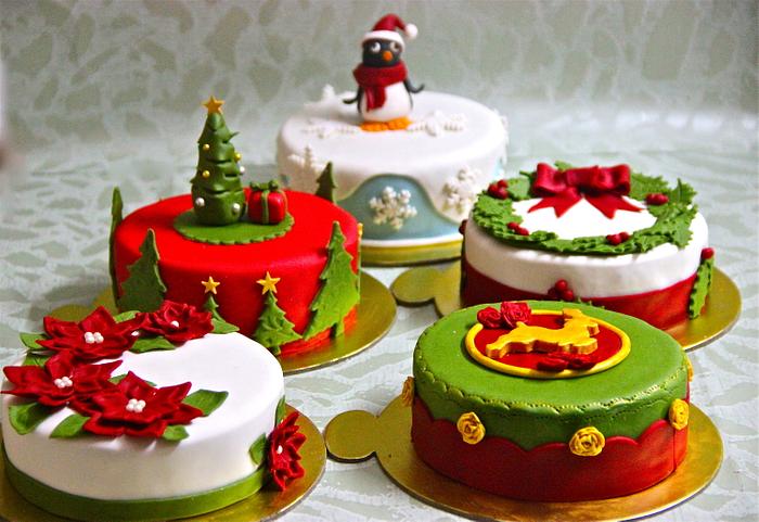 Christmas mini cakes