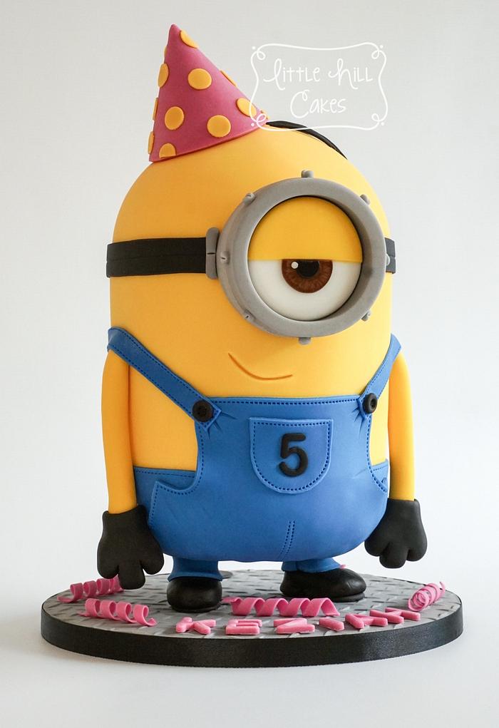 Standing Party Minion Cake