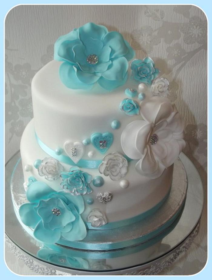 Fantasy flower cake
