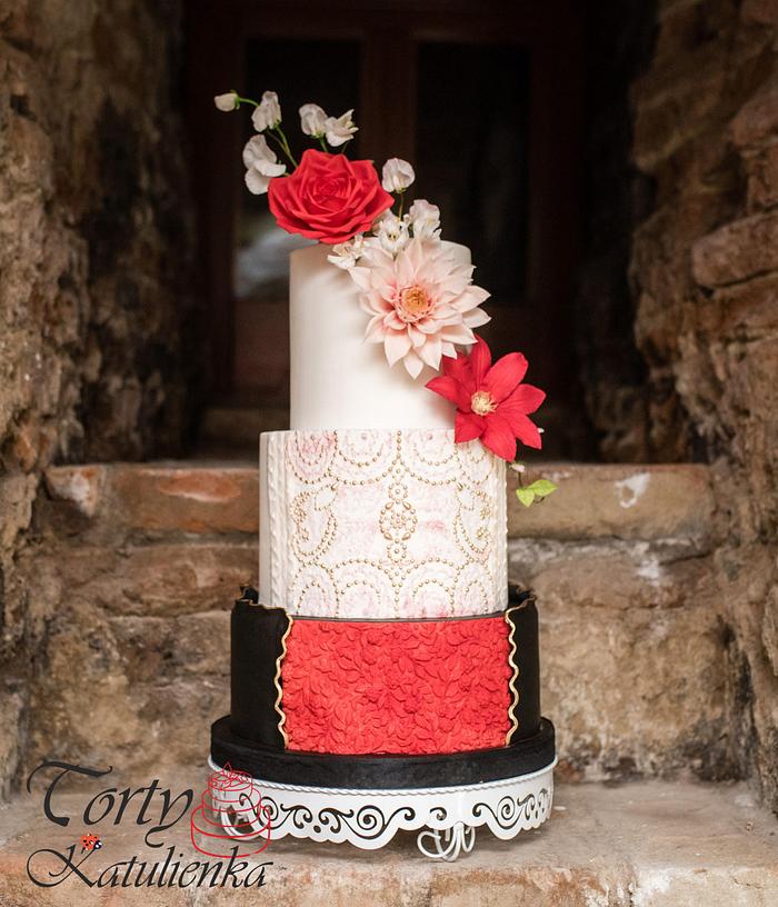 Wedding Cake with sugar flowers