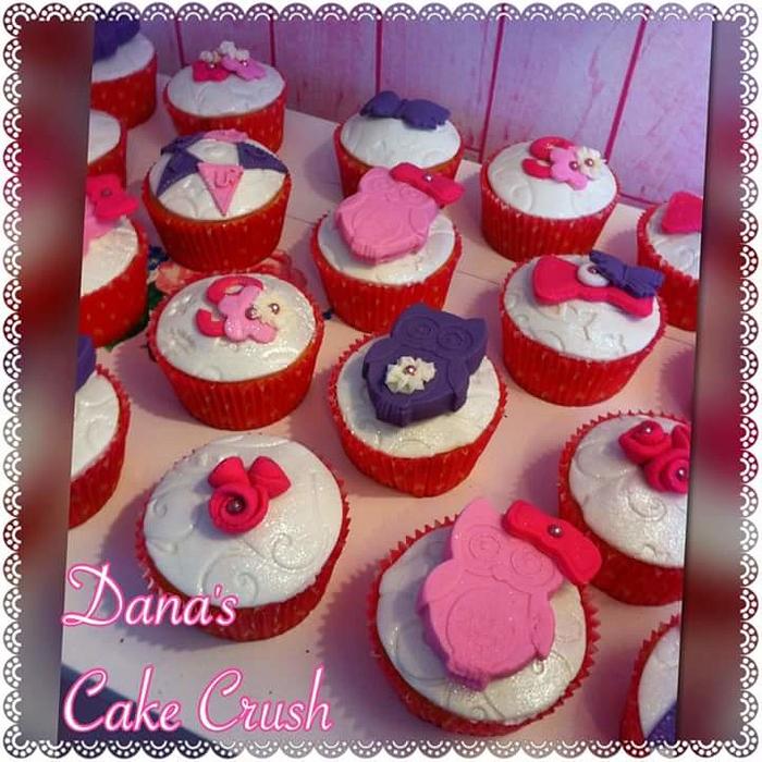 Owl themed cupcakes purple pink