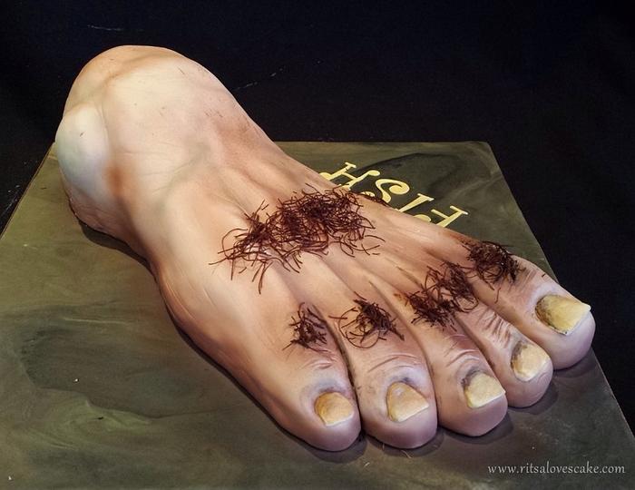 Hobbit foot