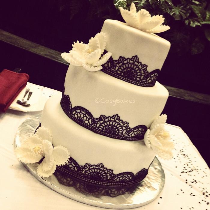 Classic Fifties Wedding Cake