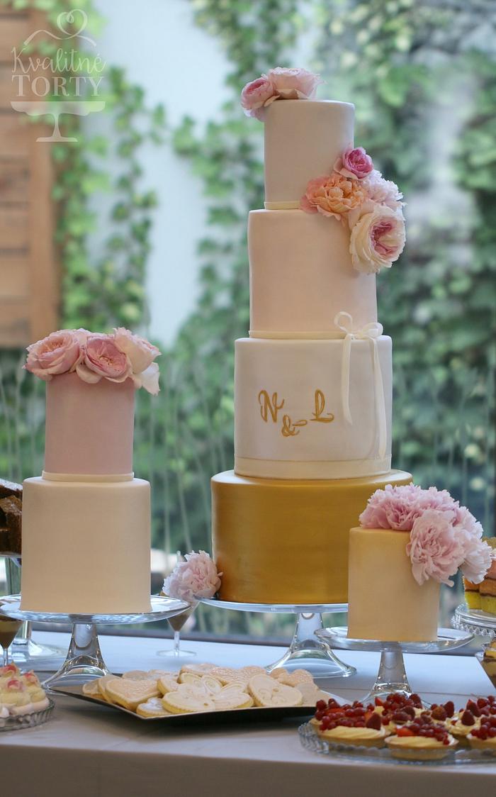 set of 3 wedding cakes : 