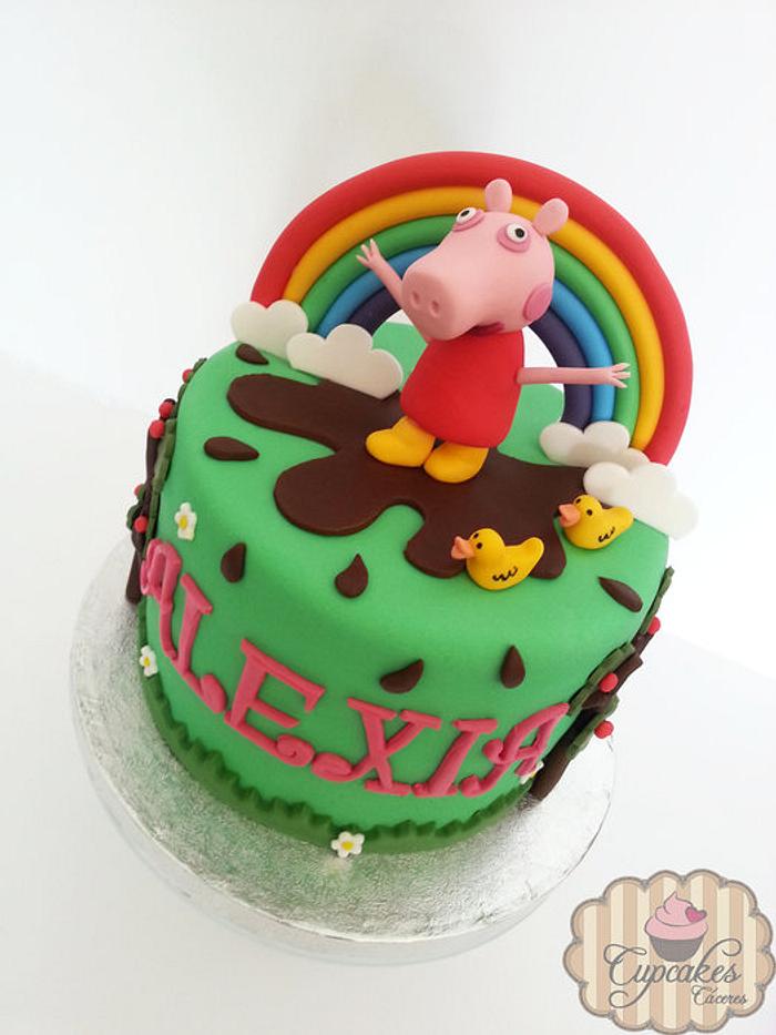 Peppa Pig fondant cake