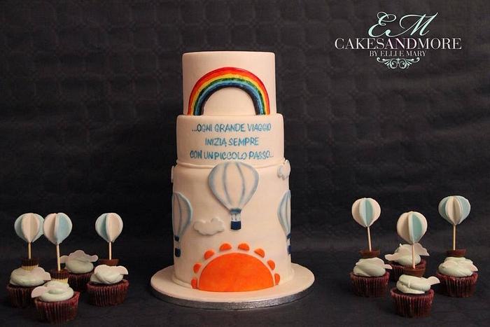 Hot air balloon cake and cupcakes 