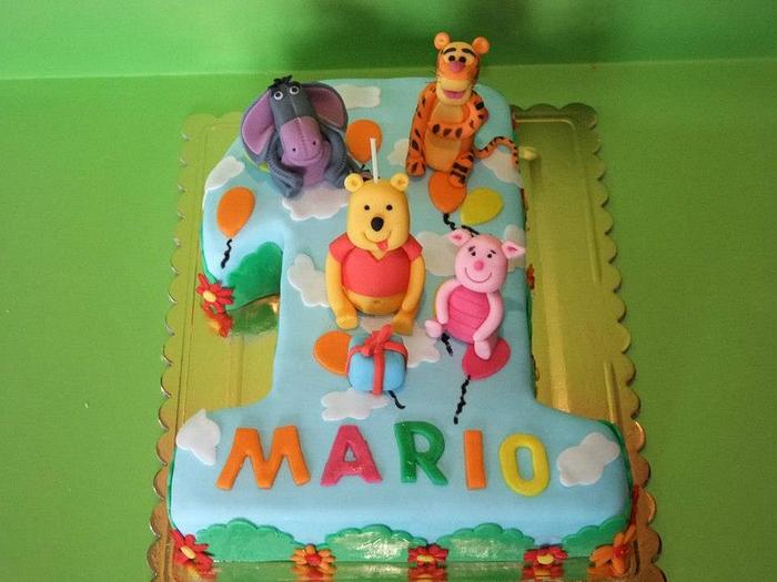 Cake Winnie the pooh and his friends