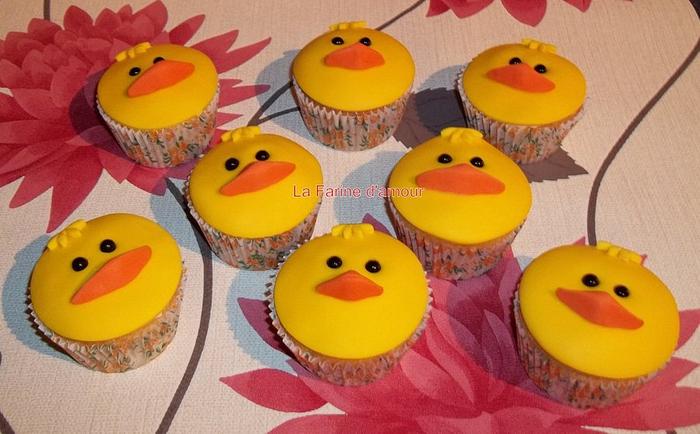 Easter cupcakes - chicks! 