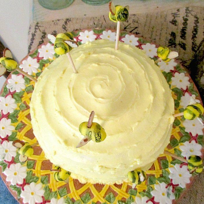 Bumble Bee Cake with Fondant Bees. 