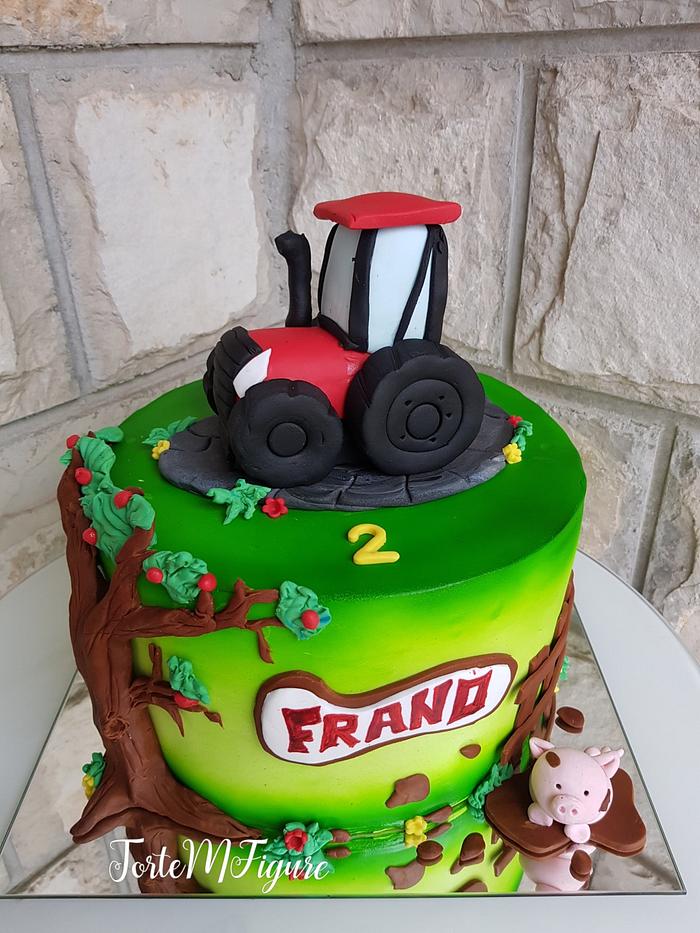 Tractor fondant cake