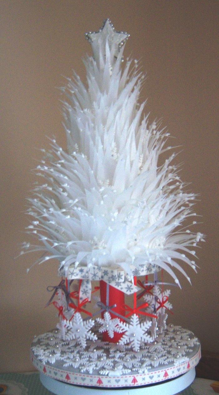 Contemporary Christmas Tree Cake - Paul Bradford Design