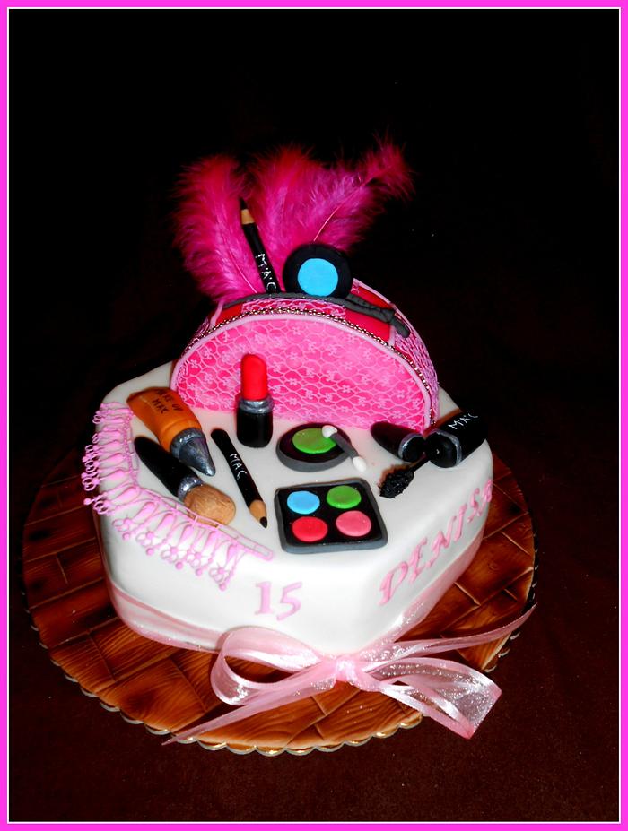 Cosmetic cake