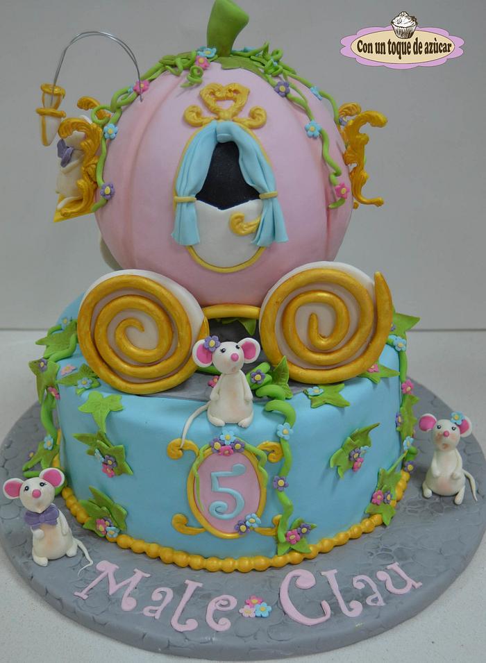 Princess carriage cake