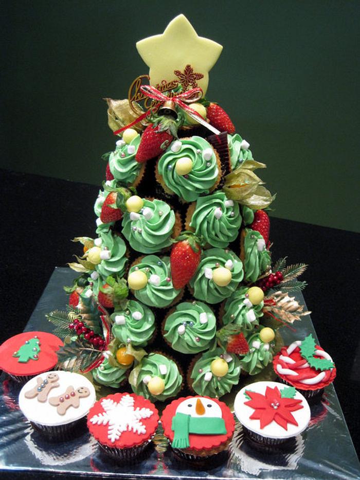 Christmas Tree Cupcake Tower