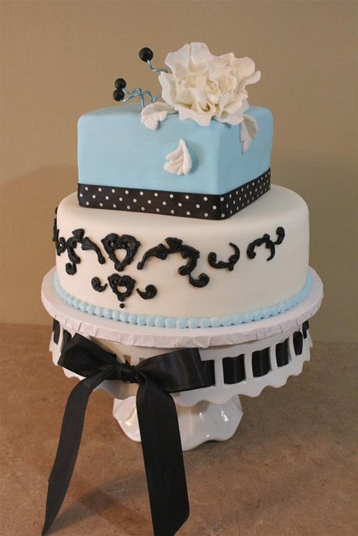 Simple and Classy Wedding Shower Cake!