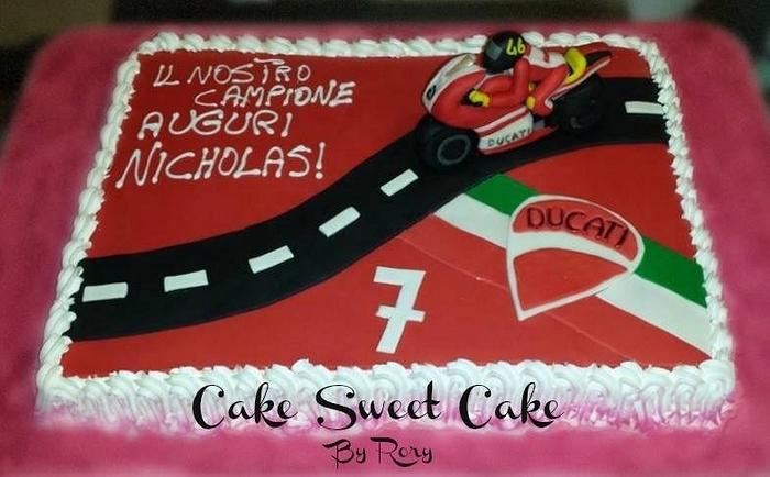 Ducati street scrambler motorbike cake | Motorbike cake, Street scrambler,  Cake
