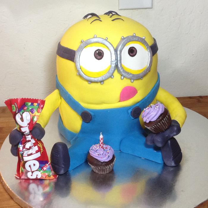 Minion Birthday Cake
