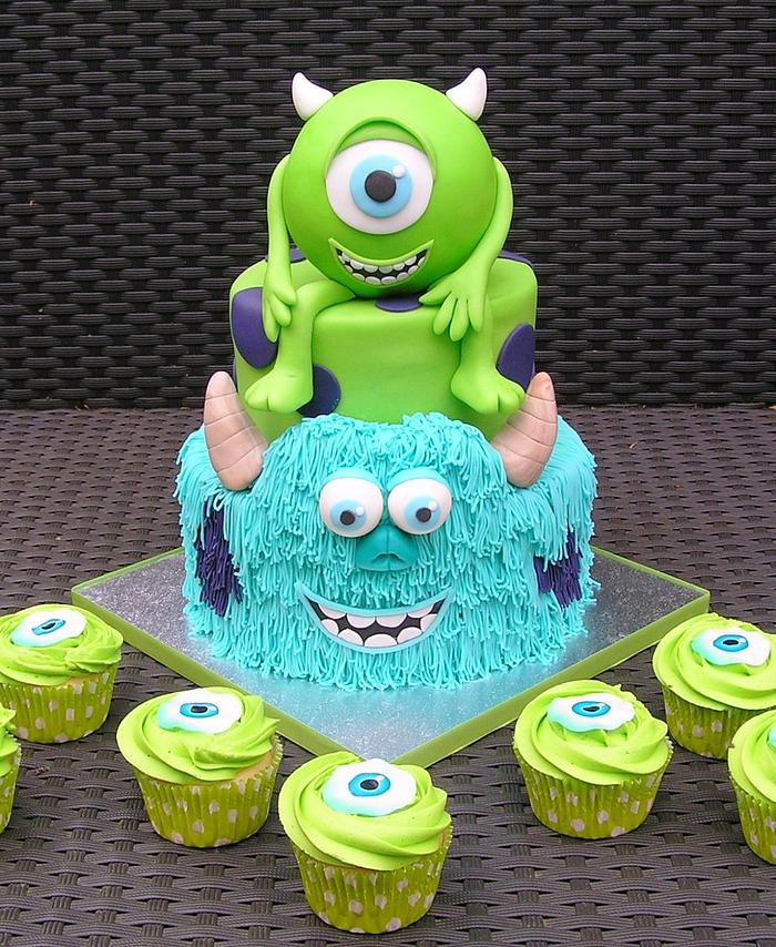 Monsters Inc. cake & cupcakes