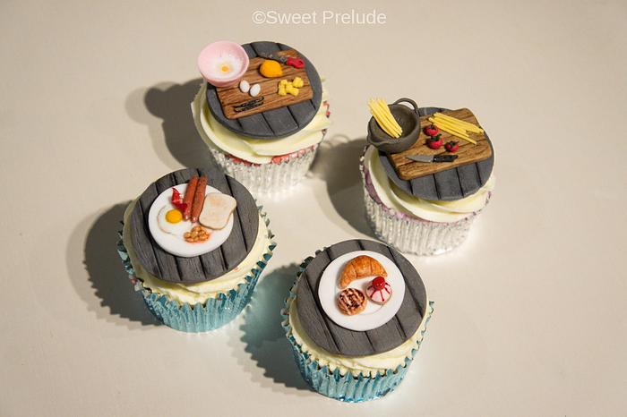 Miniature cupcakes by Sweet Prelude