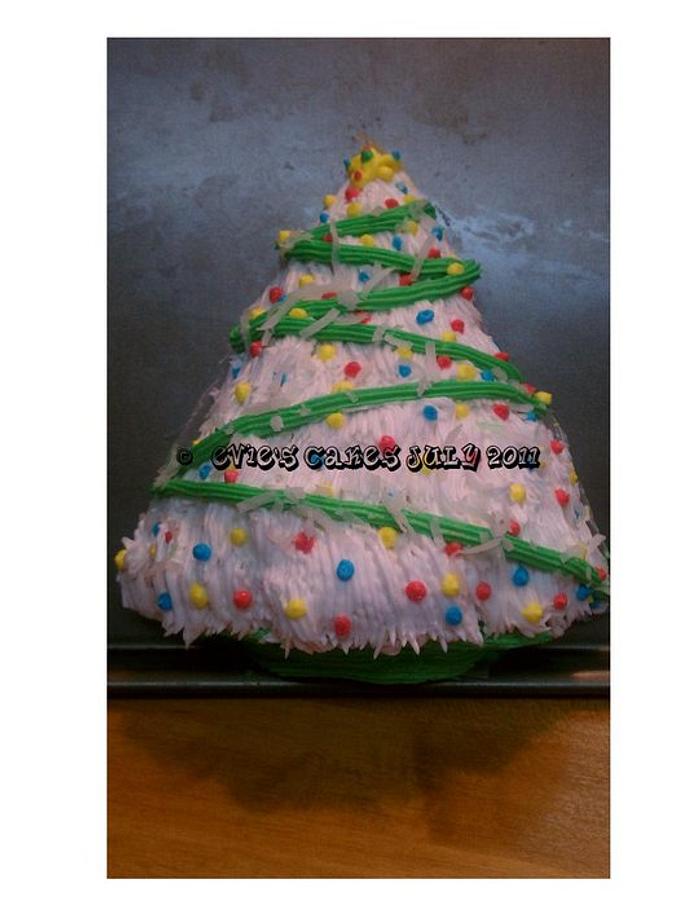 Xmas Tree Cake