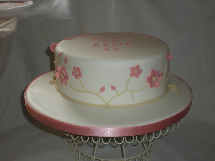 Pretty flowered cake