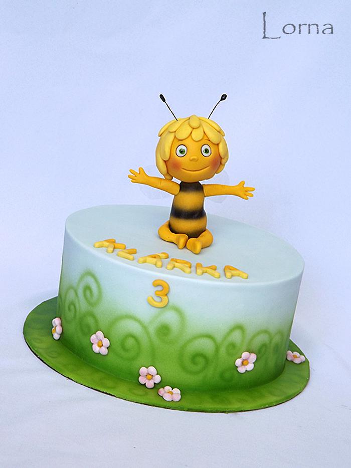 Maya The Bee Cake..