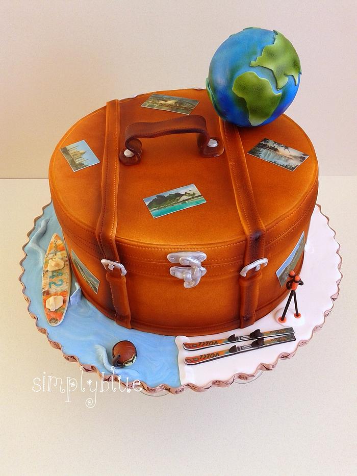 Suitcase travels cake
