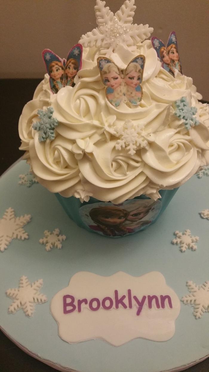 Frozen Giant Cupcake 
