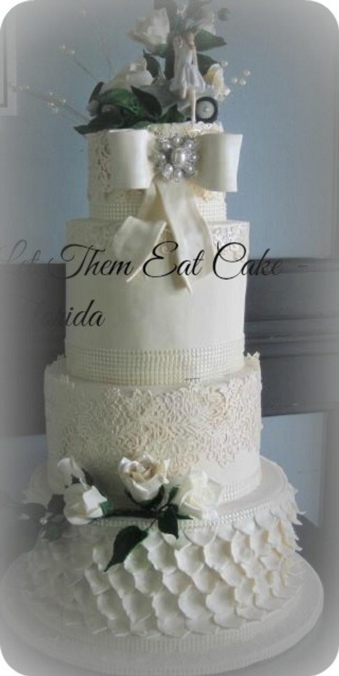 Ivory Rose wedding cake