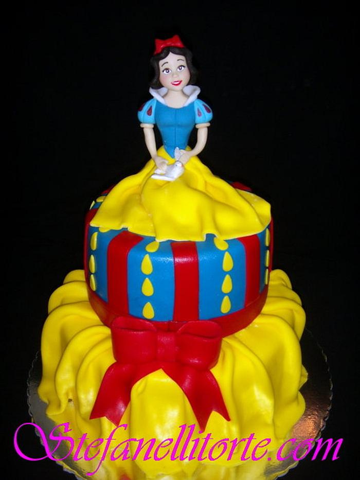 Snow white cake