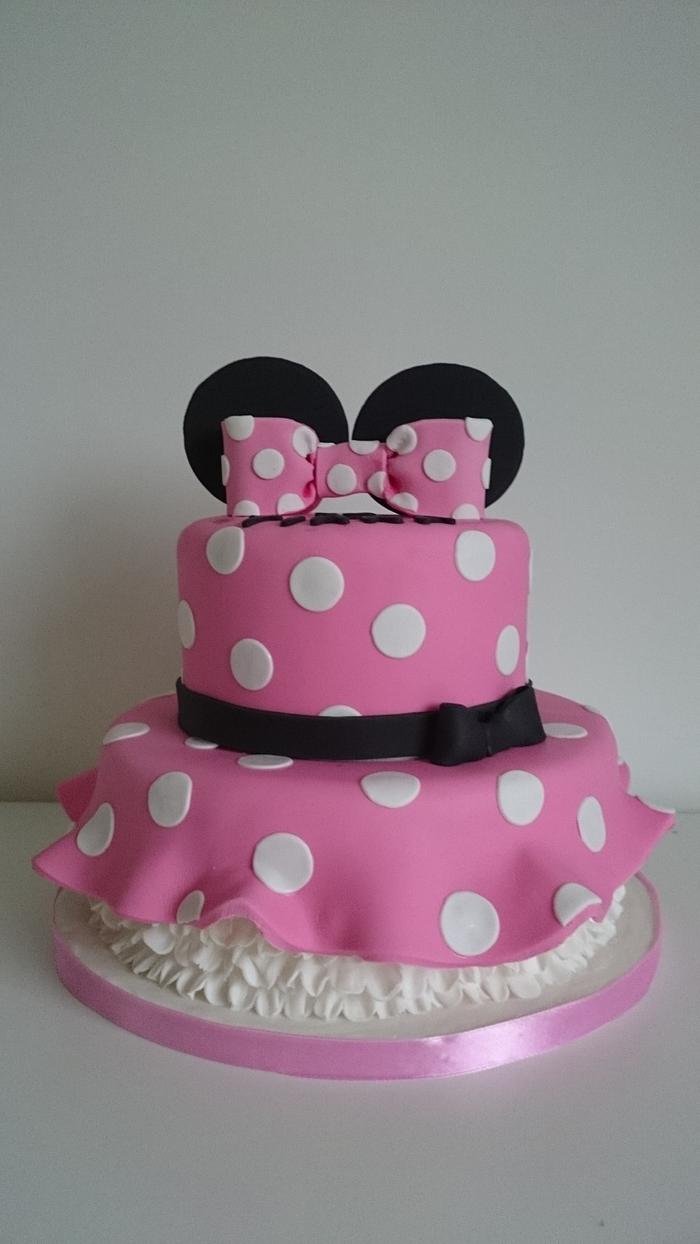 Minnie Mouse dress cake
