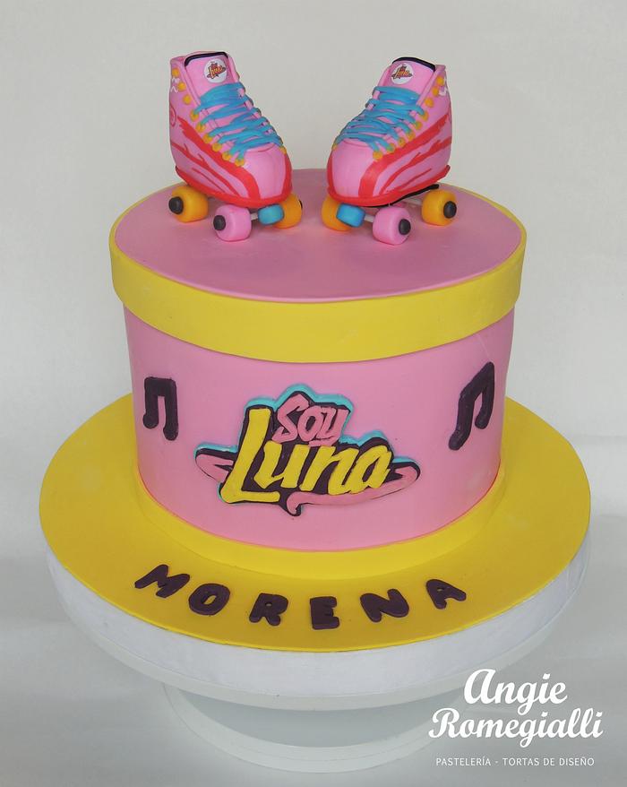 Soy Luna Cake