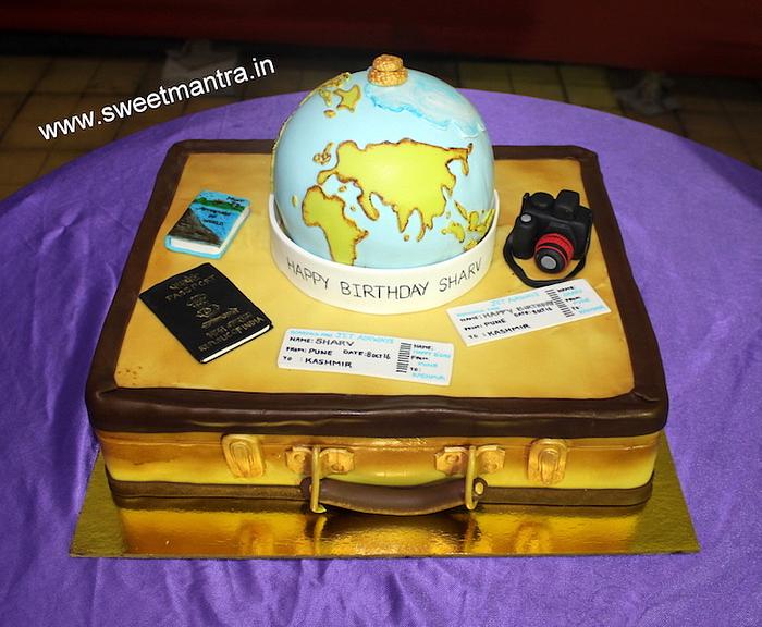 Travel Suitcase cake