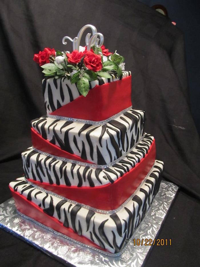 Wild wedding cake