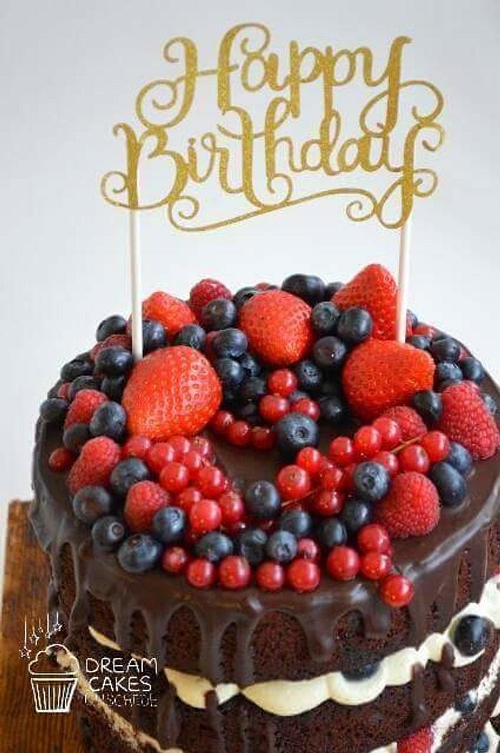 Chocolate cake with red fruit & ganache  !!