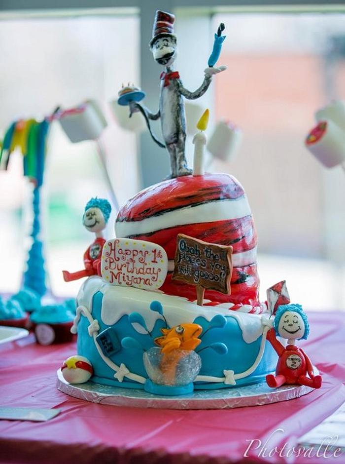 The Cat in the Hat cakes