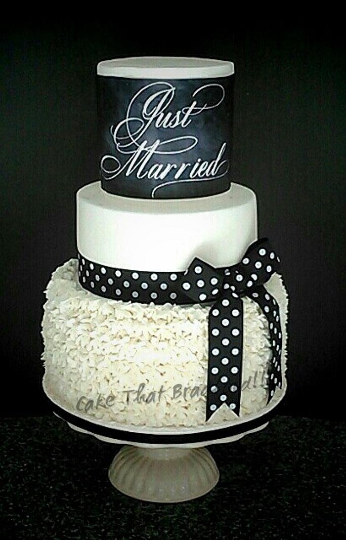 chalk board wedding cake