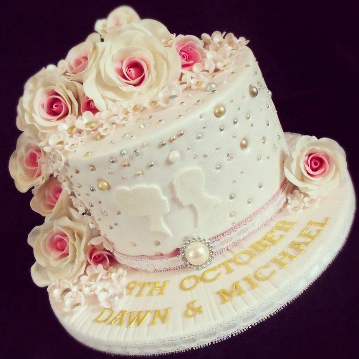 Roses anniversary cake
