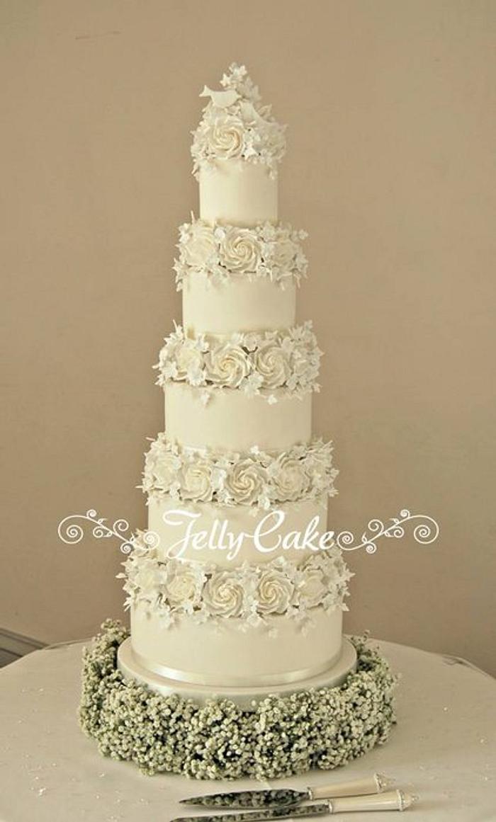 Winter White Wedding Cake