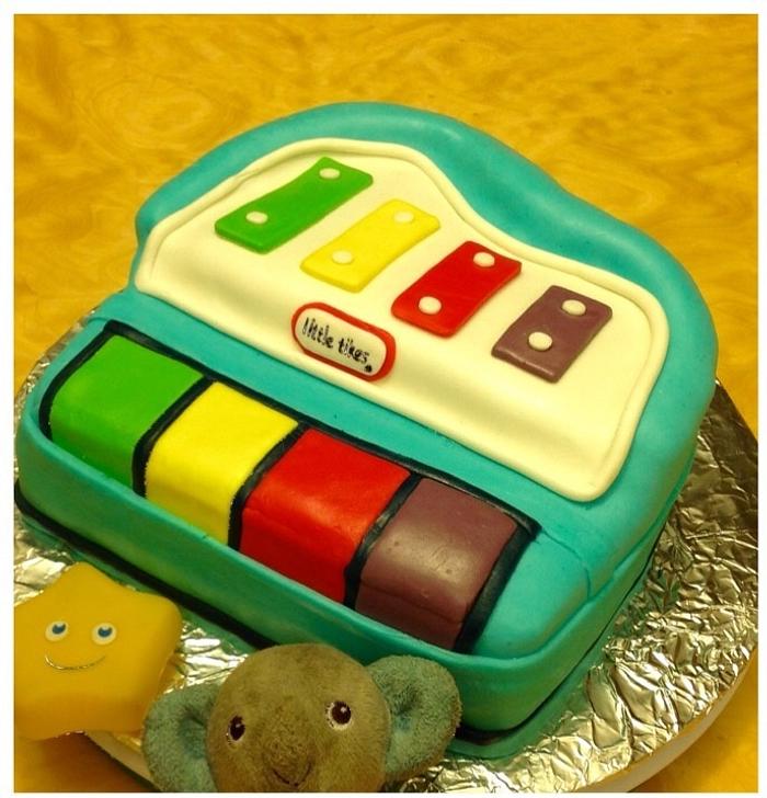 My Toy Piano Cake