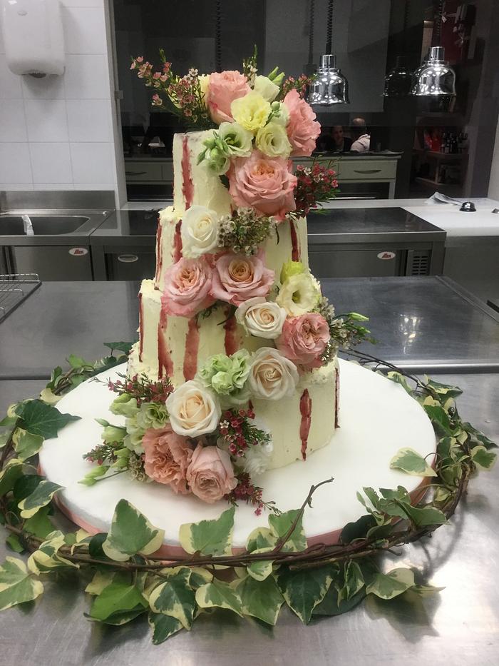 Wedding flowers cake 
