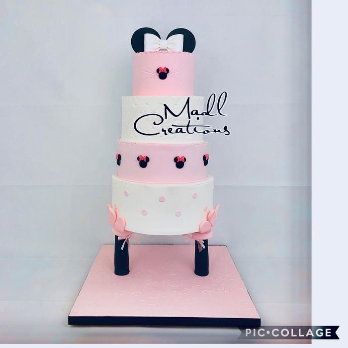 Minnie cake luxury