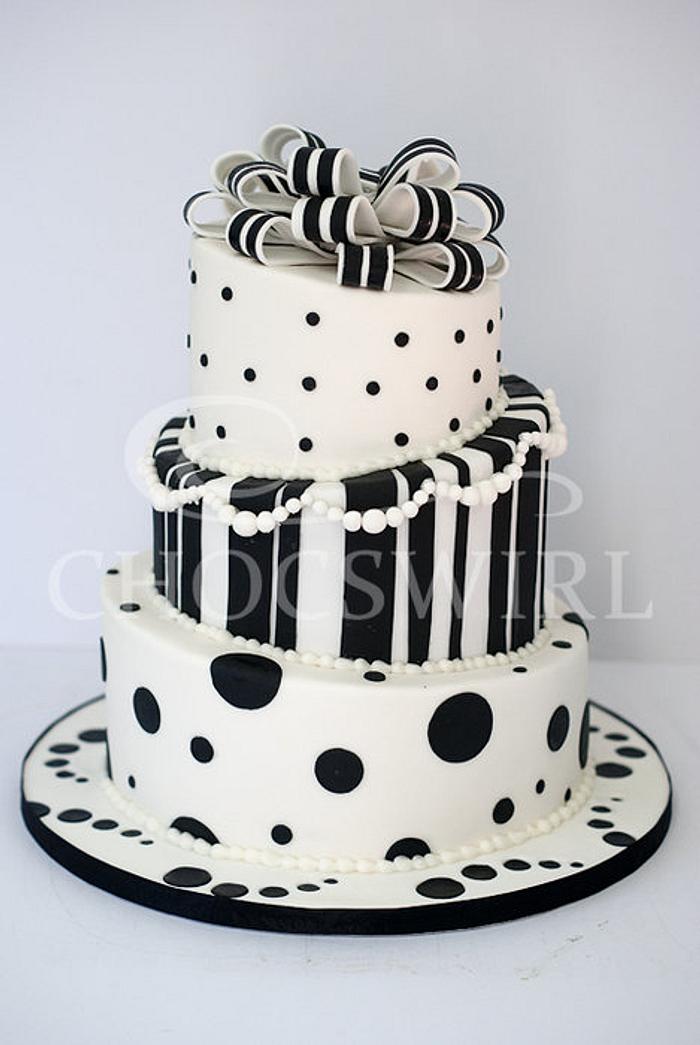 Black & White Topsy Turvey Wedding Cake