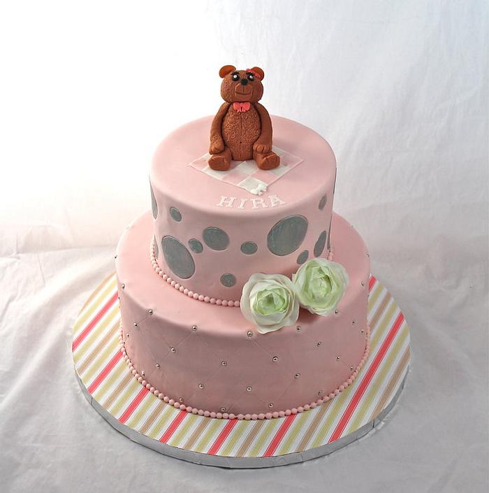 Baby bear baby shower cake