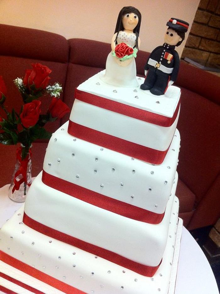 Wedding Cake & Cuppies 