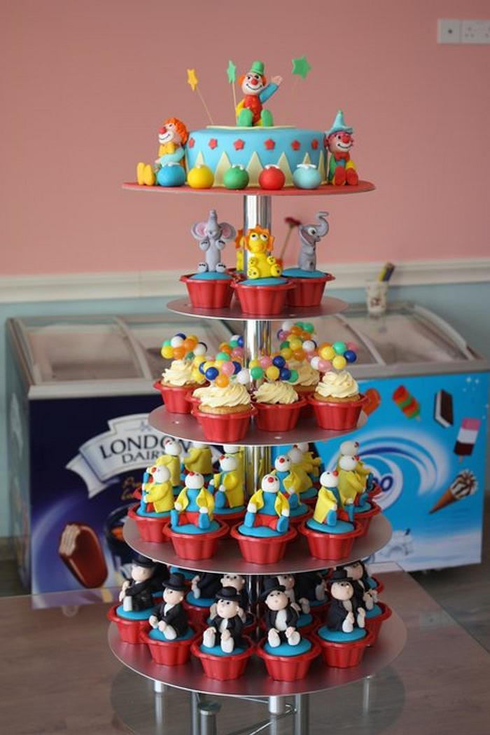 Circus cupcake tower