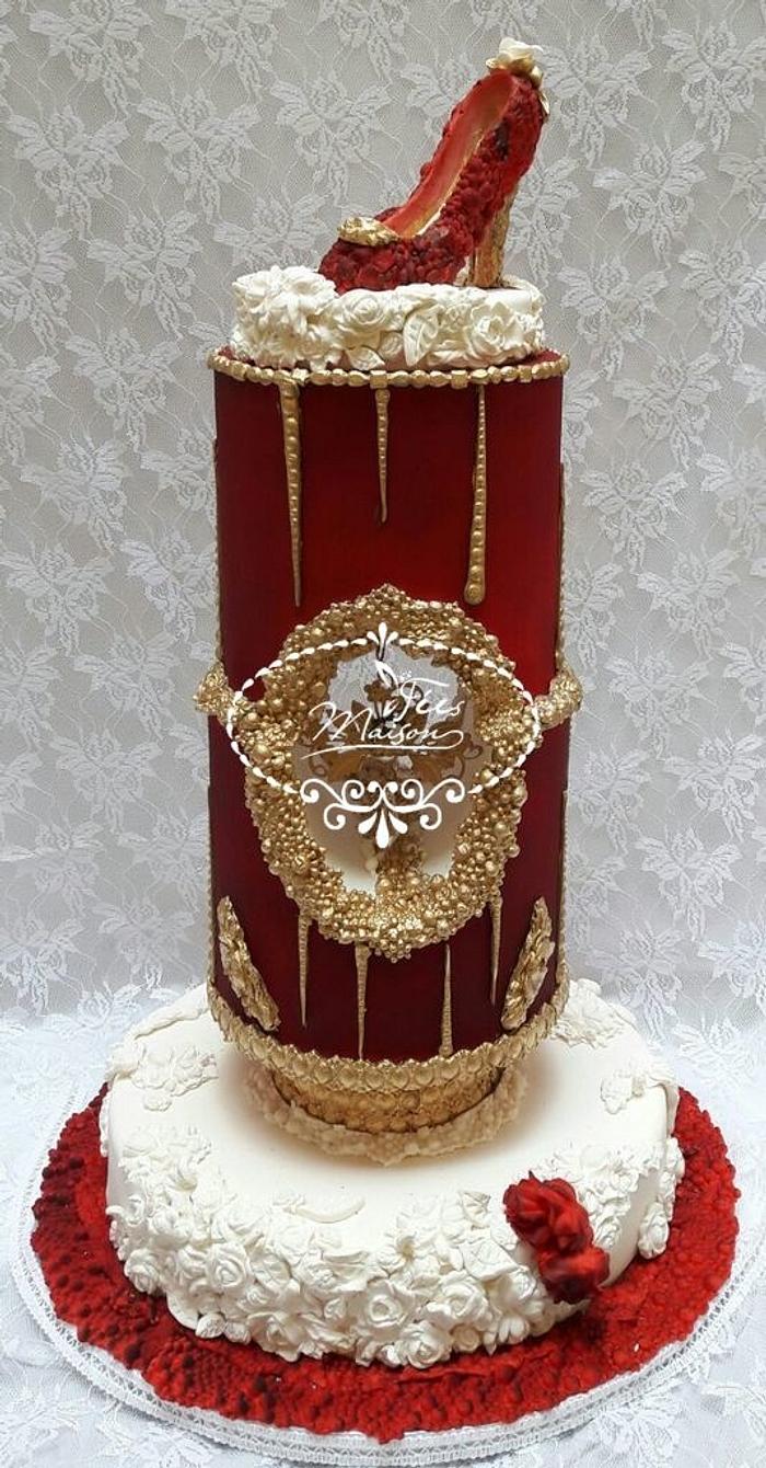  ORIGINAL RED BAROQUE CAKE