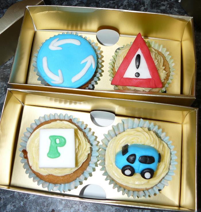 Driving Test cupcakes 